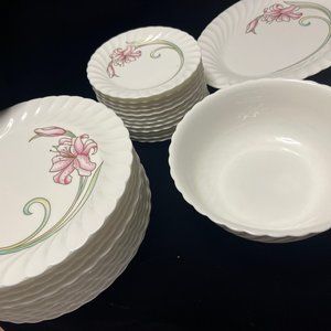 COPY - @jannahu Vintage NIKKO Japan Fine Bone China Rhubrum Lily Dinnerware Cup…